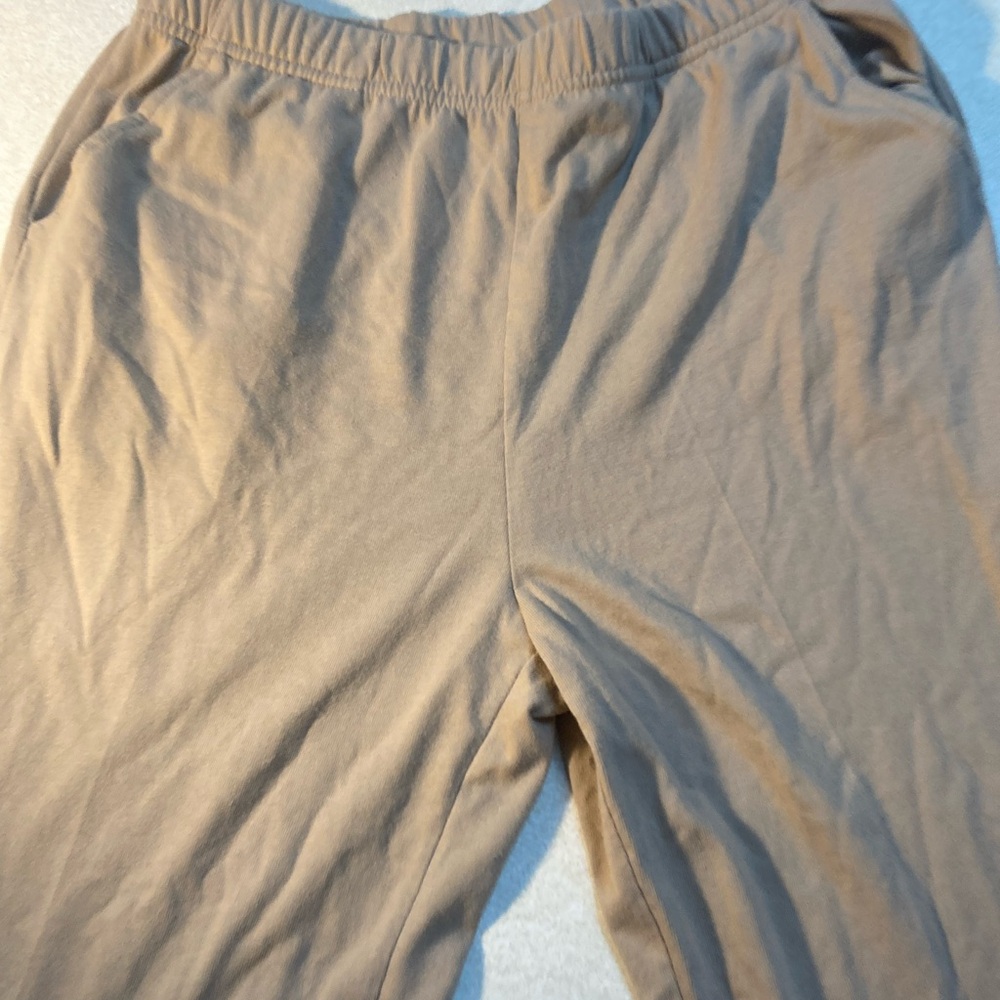 White Stag Petite Tan Pull-On Pants